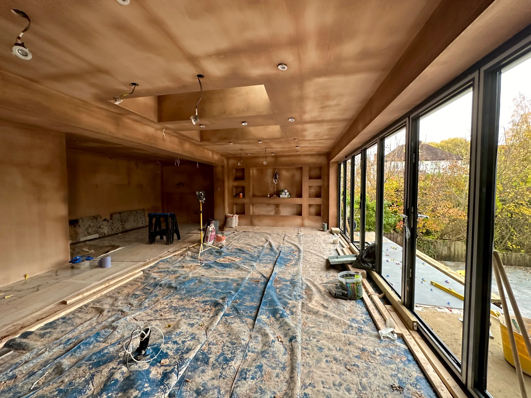 Kaplan Construction - completed open-plan house extension in London